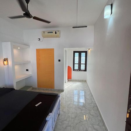 Happy Land Hotel Varkala Exterior photo